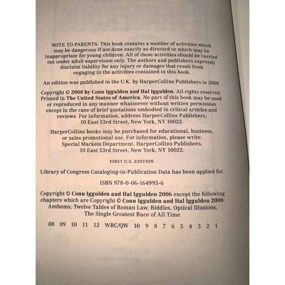 The Pocket Dangerous Book For Boys & The Girls Book Of Friendship - Picture 3 of 7